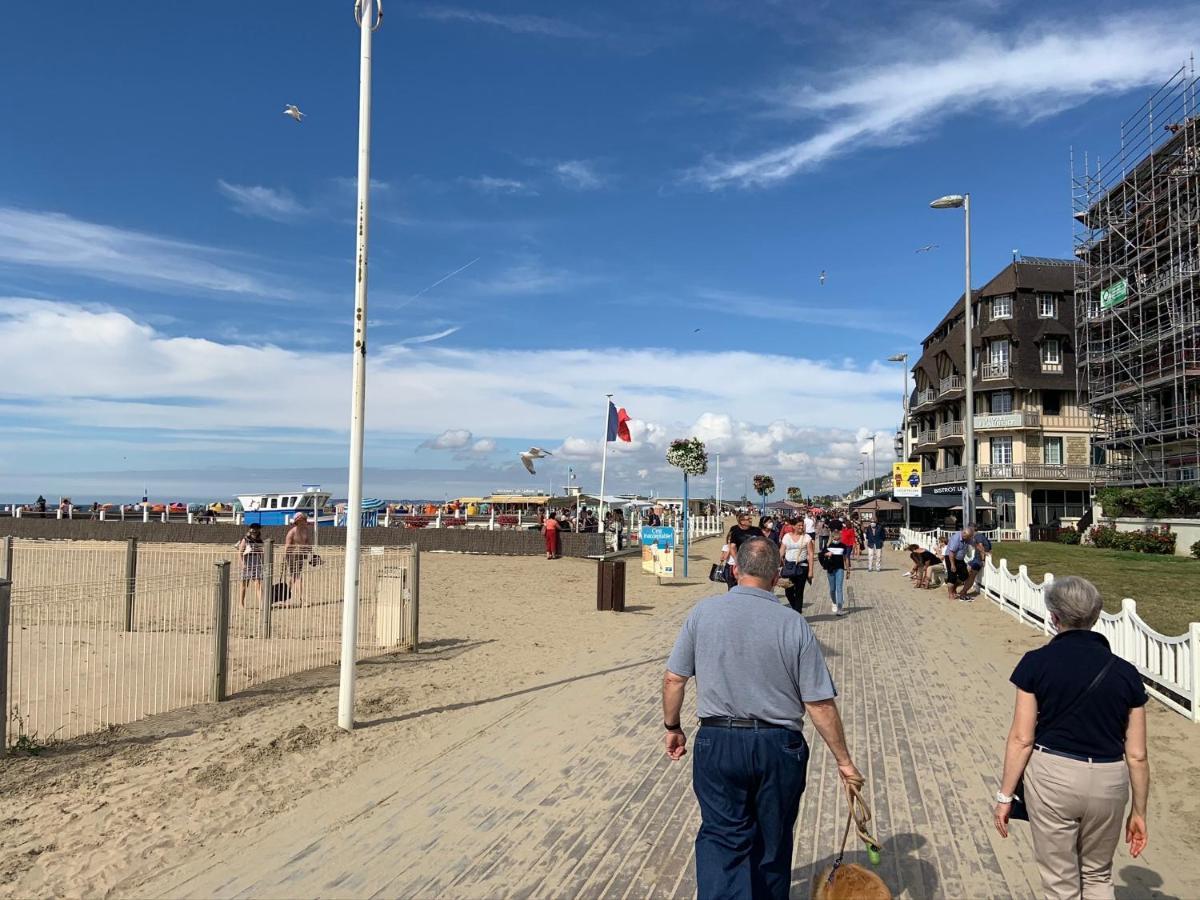 Hauteurs De Trouville - Studio Avec Terrasse Au Calme Экстерьер фото