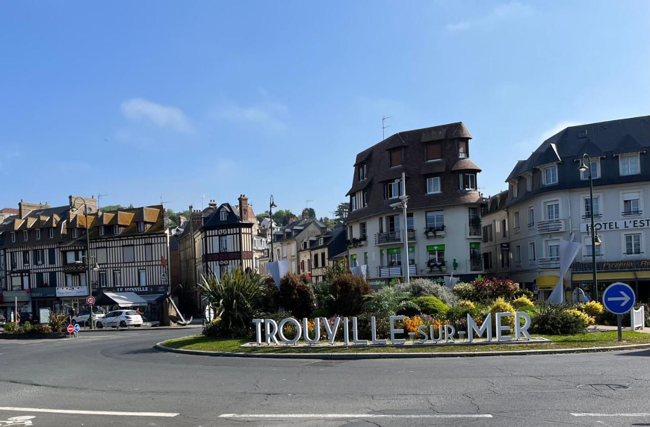 Hauteurs De Trouville - Studio Avec Terrasse Au Calme Экстерьер фото